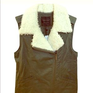Sanctuary Army green vest
